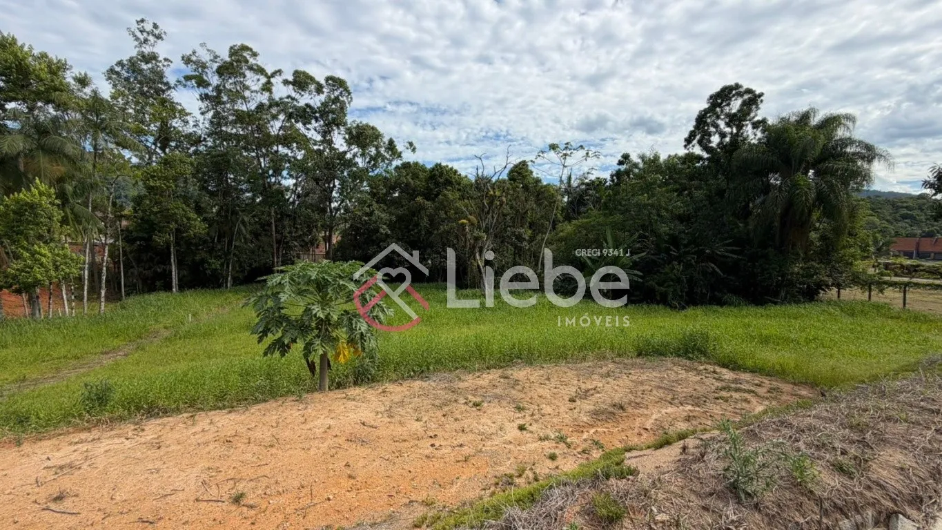 Terreno no Centro de Pomerode com 3.227,91m fazendo frente em 48,30 metros. — foto 2