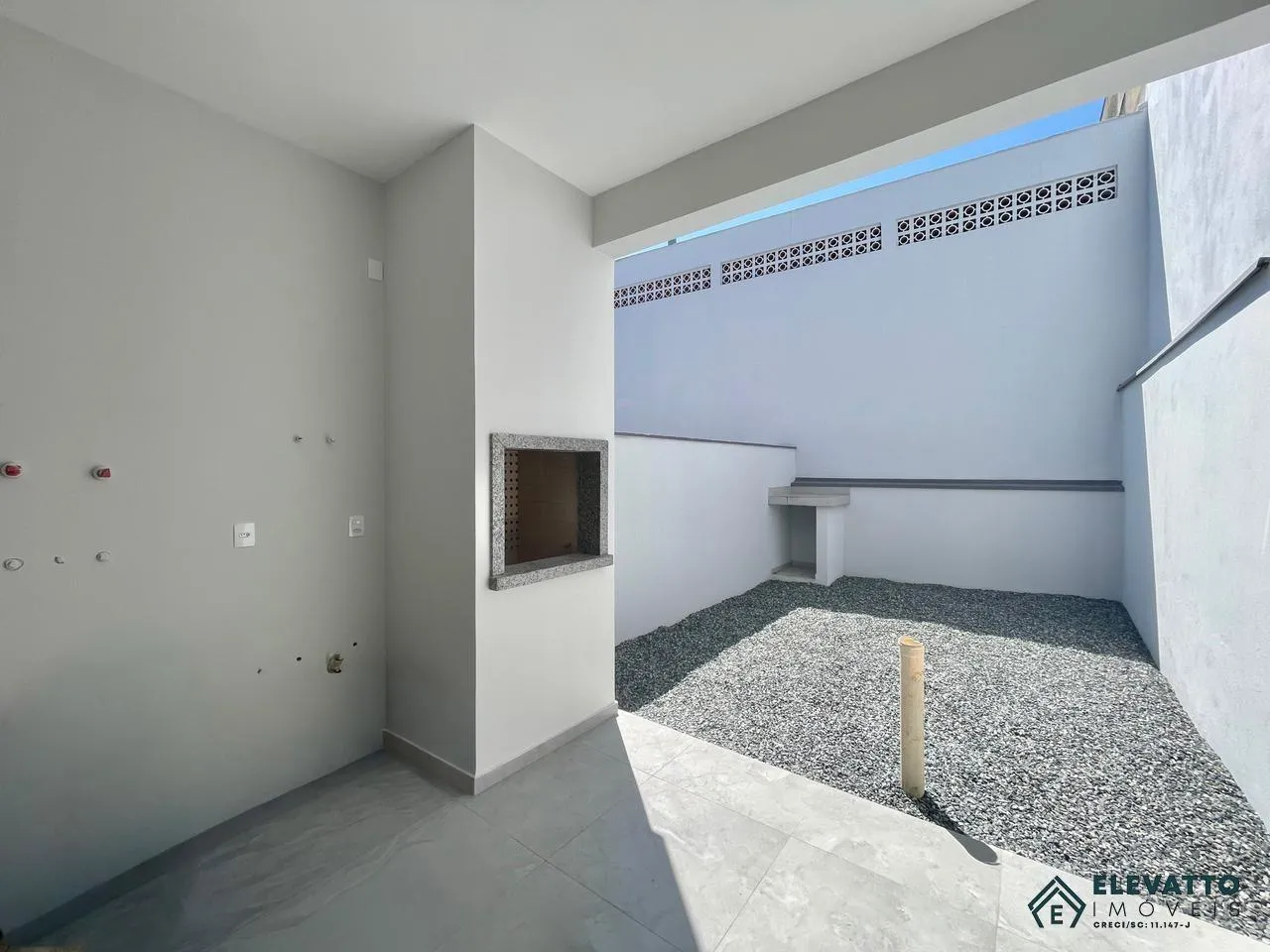 Casa para Venda em Blumenau, Escola Agrícola, 3 dormitórios, 3 suítes, 3 banheiros, 2 vagas - foto 1