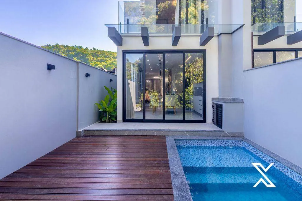 Casa com 3 dormitórios à venda, 204 m por R$ 1.190.000,00 - Água Verde - Blumenau/SC — foto 2