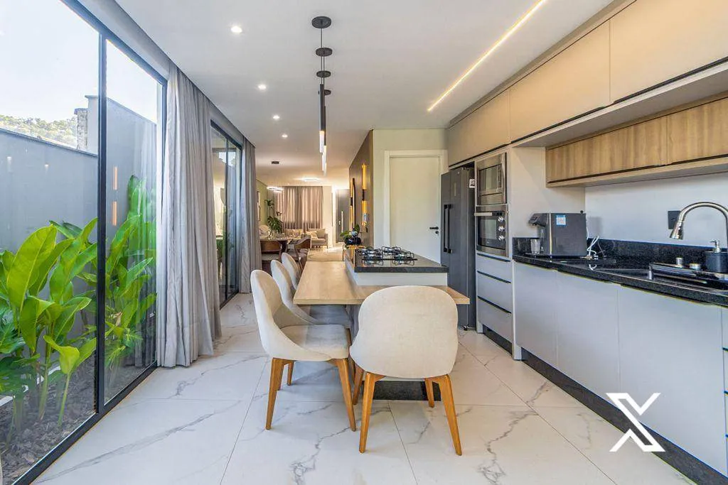 Casa com 3 dormitórios à venda, 204 m por R$ 1.190.000,00 - Água Verde - Blumenau/SC — foto 5