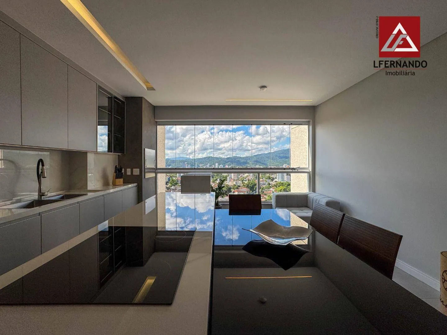 Apartamento mobiliado com 3 dormitórios, sendo 1 suíte à venda, 87 m por R$ 995.000 - Escola Agrícola - Blumenau/SC — foto 2