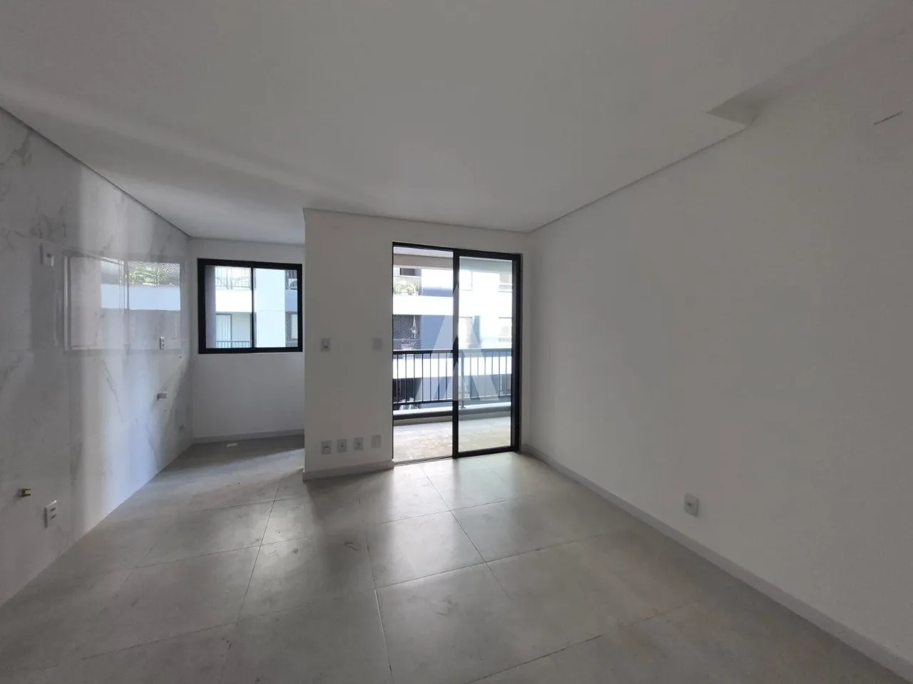 Apartamento com 1 suíte e 1 quarto à venda no bairro Anita Garibaldi em Joinville-SC por R$590.000,00. — foto 3