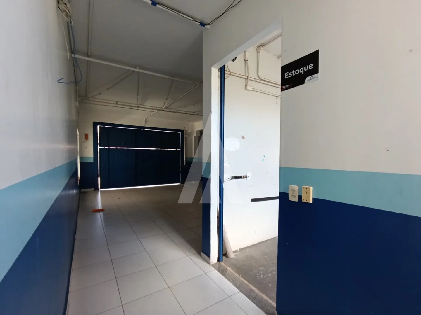 Ampla Loja com 200m localizada na Avenida Coronel Procópio Gomes no Bairro Bucarein, próxima a Havan. — foto 6