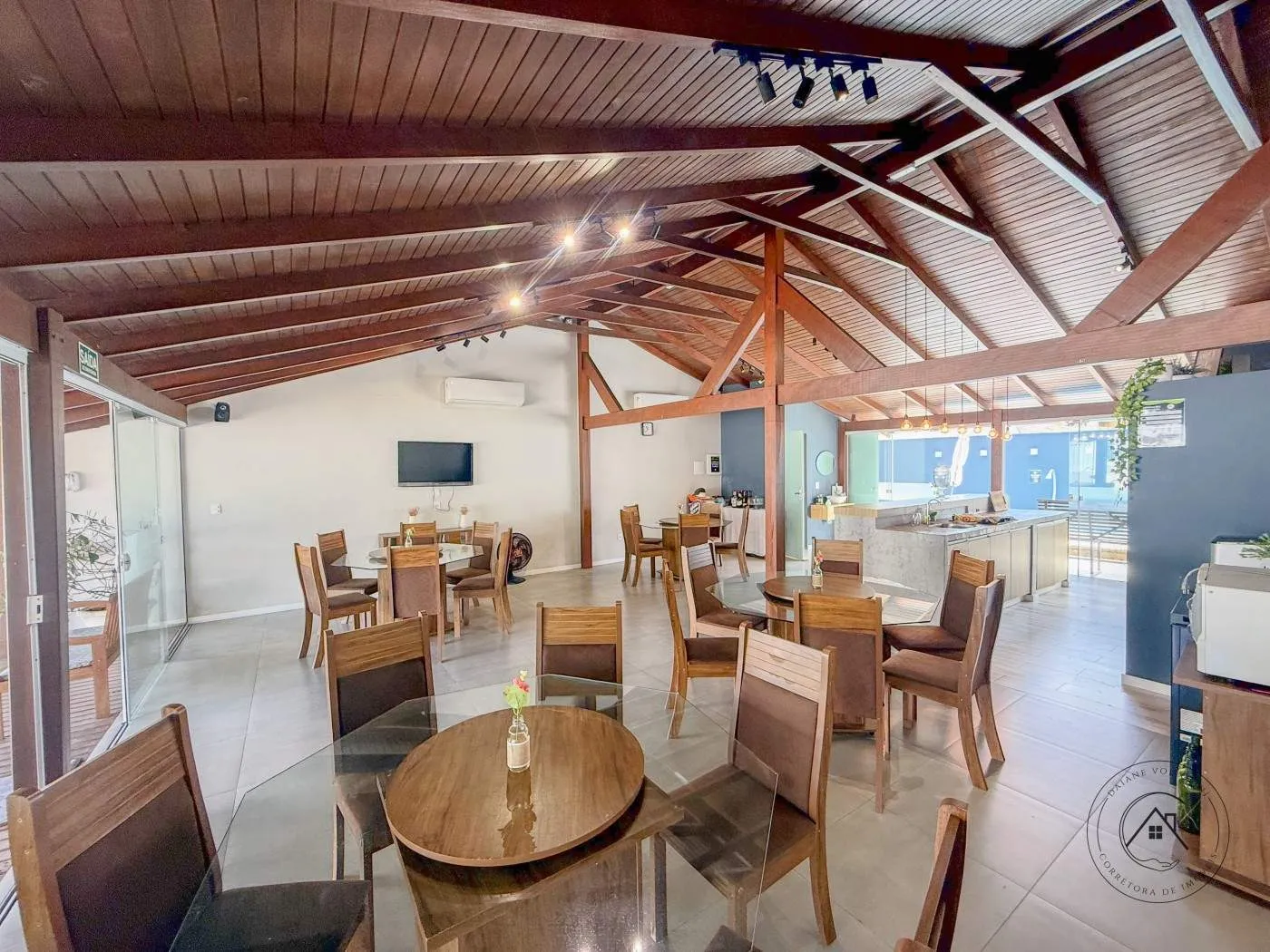 Casa para Venda em Blumenau, Garcia, 6 dormitórios, 2 suítes, 7 banheiros, 4 vagas — foto 4