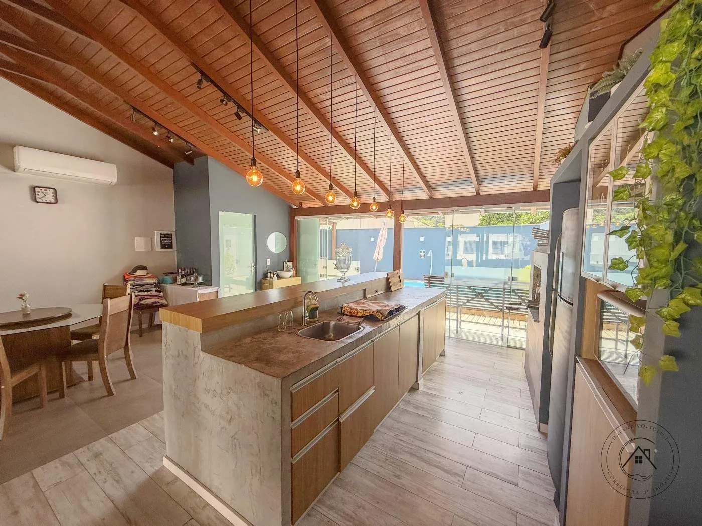 Casa para Venda em Blumenau, Garcia, 6 dormitórios, 2 suítes, 7 banheiros, 4 vagas — foto 6