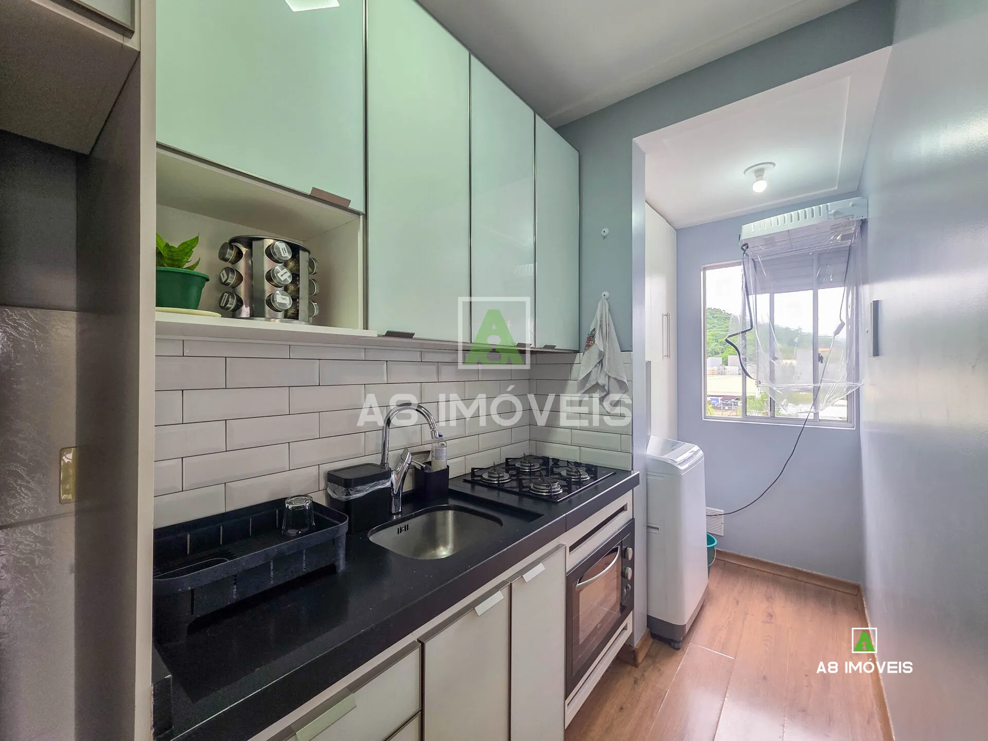 APARTAMENTO 100% MOBILIADO COM 2 QUARTOS 1 VAGA COBERTA — foto 4