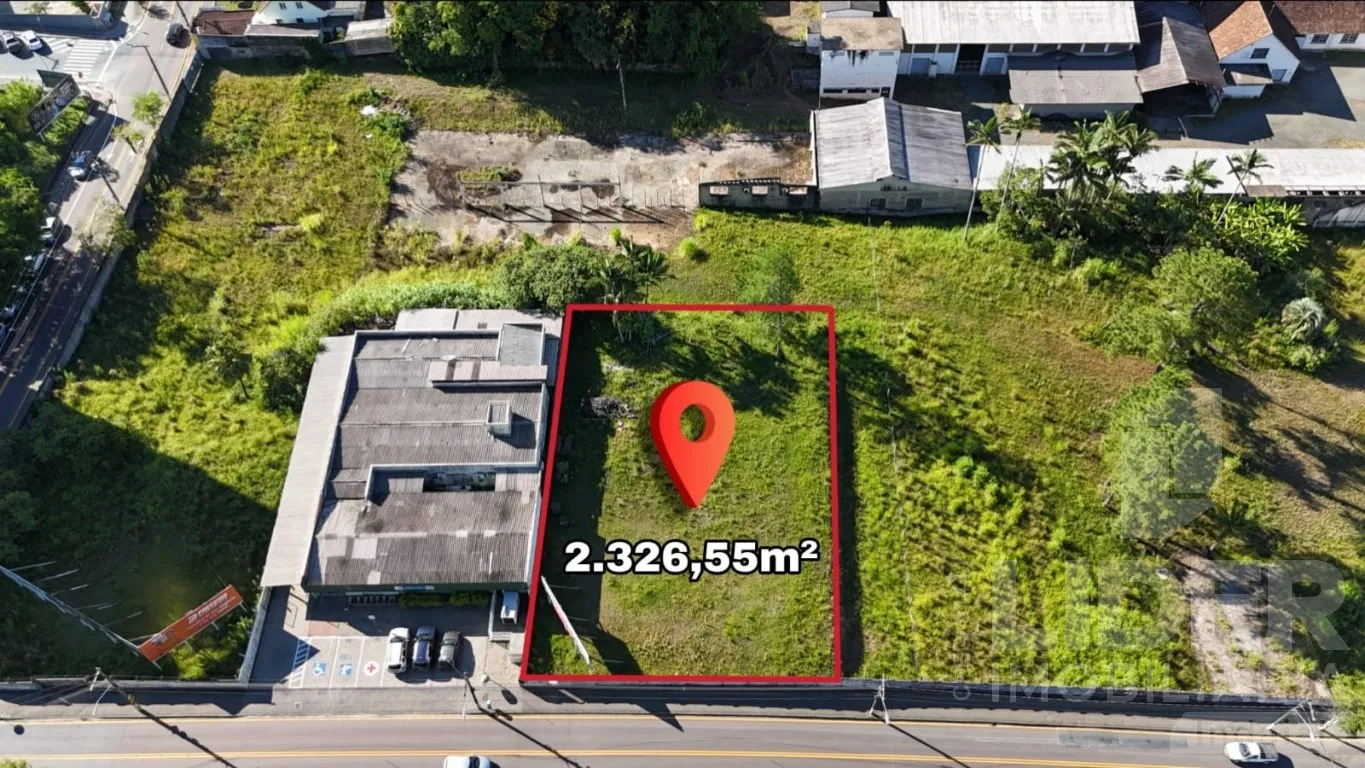 Terreno com 2.326,55m de área total com frente de 36,00m no Centro de Indaial/SC - foto 1
