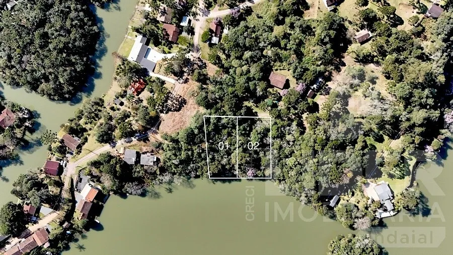 Terreno em frente ao lago da Barragem em Pinhal com aproximadamente 1.070m - foto 1