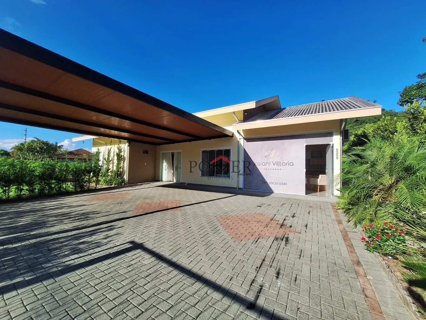 Excelente Oportunidade - ampla casa mobiliada com 3 dormitórios, sendo 2 suites, 249,94m de área construída, no Bairro de Testo Central na cidade de Pomerode. - foto 1