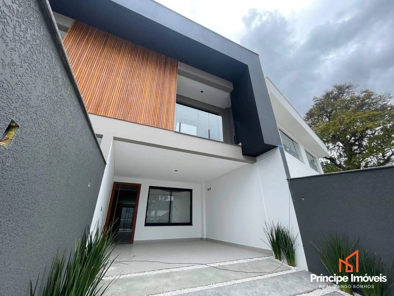 Geminado com 3 quartos no Anita Garibaldi em Joinville - foto 1