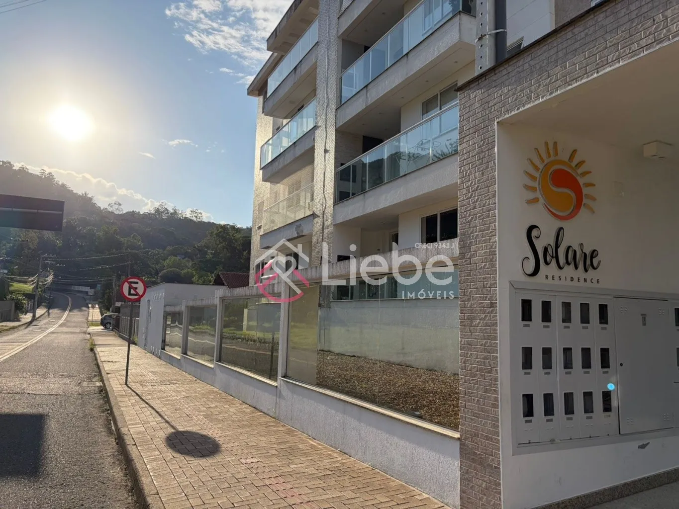 Apartamento Semi Mobiliado com excelente localização no Condominio Solare Residence com 3 dormitórios e 107,09m de área privativa no centro da cidade de Pomerode. — foto 5