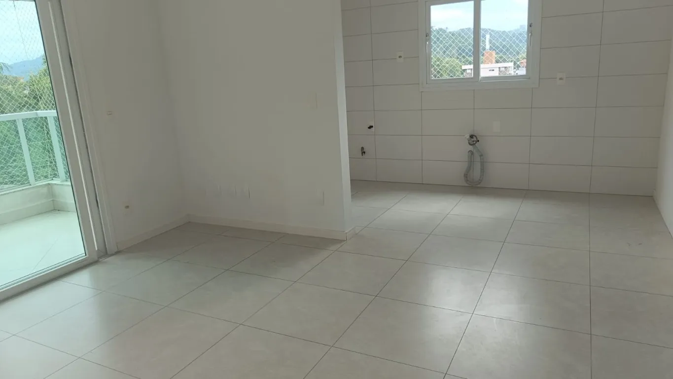 Apartamento à venda em localização estratégica no Centro de Pomerode. — foto 2
