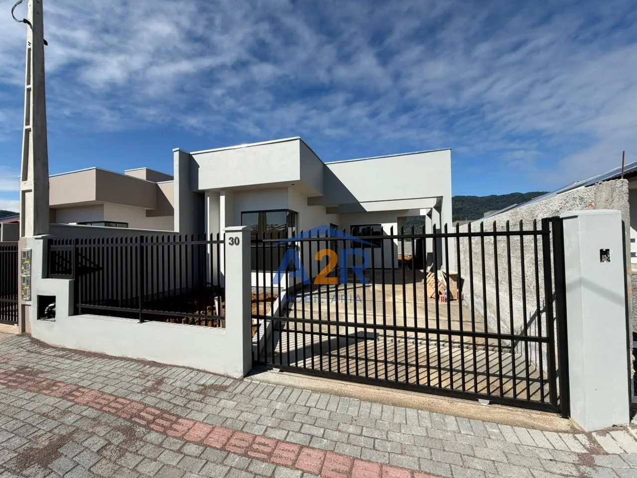 Casa à venda com 3 quartos e 1 suíte, 2 vagas, 225m² no Estrada das Areias, Indaial - foto 1