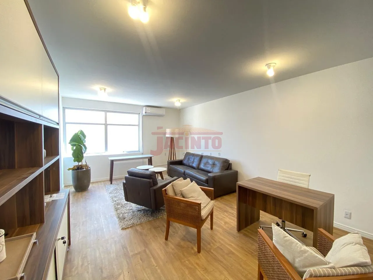 Sala comercial com 30,40m no Centro de Blumenau. — foto 2