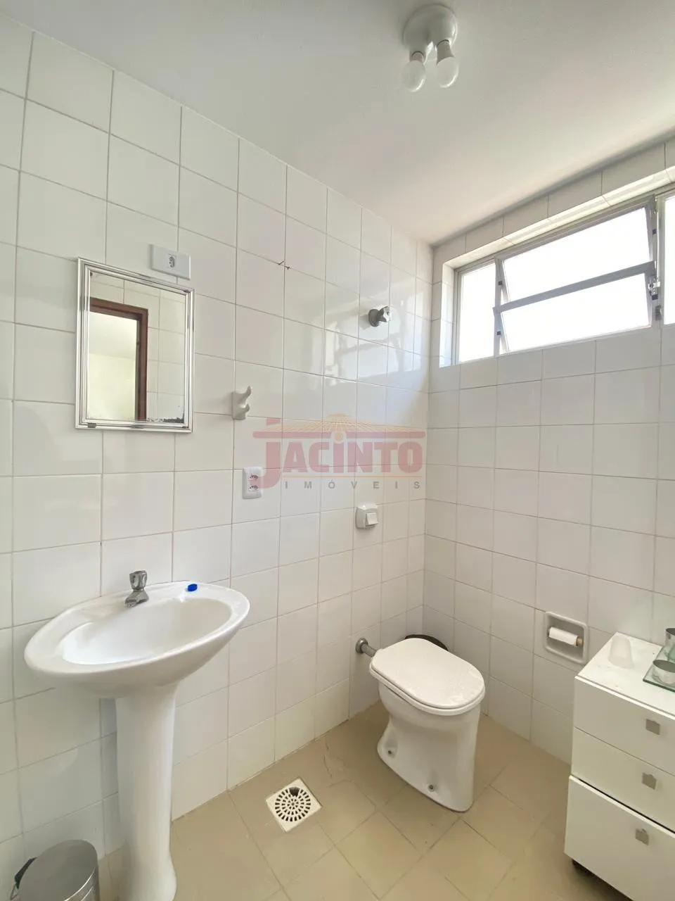 Sala comercial com 30,40m no Centro de Blumenau. — foto 4