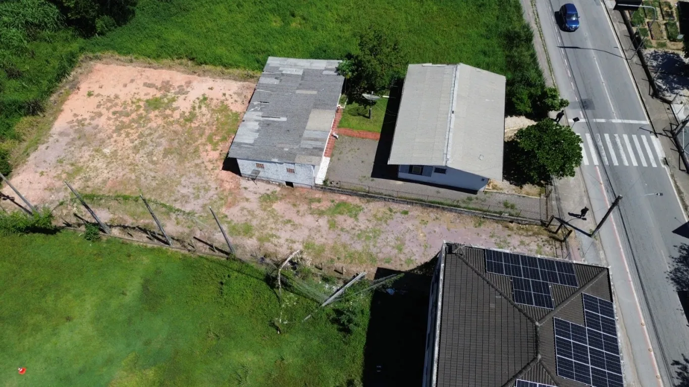 Terreno à Venda com 1.100 m - Bairro Coloninha — foto 3