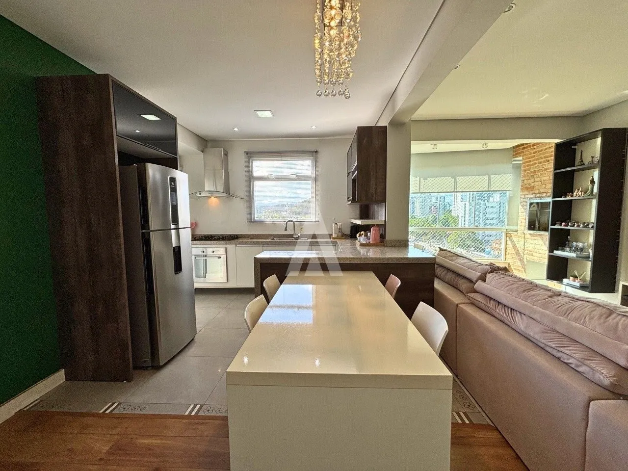 Apartamento com 1 suíte e 1 quarto à venda no bairro Anita Garibaldi em Joinville-SC por R$698.000,00. — foto 4
