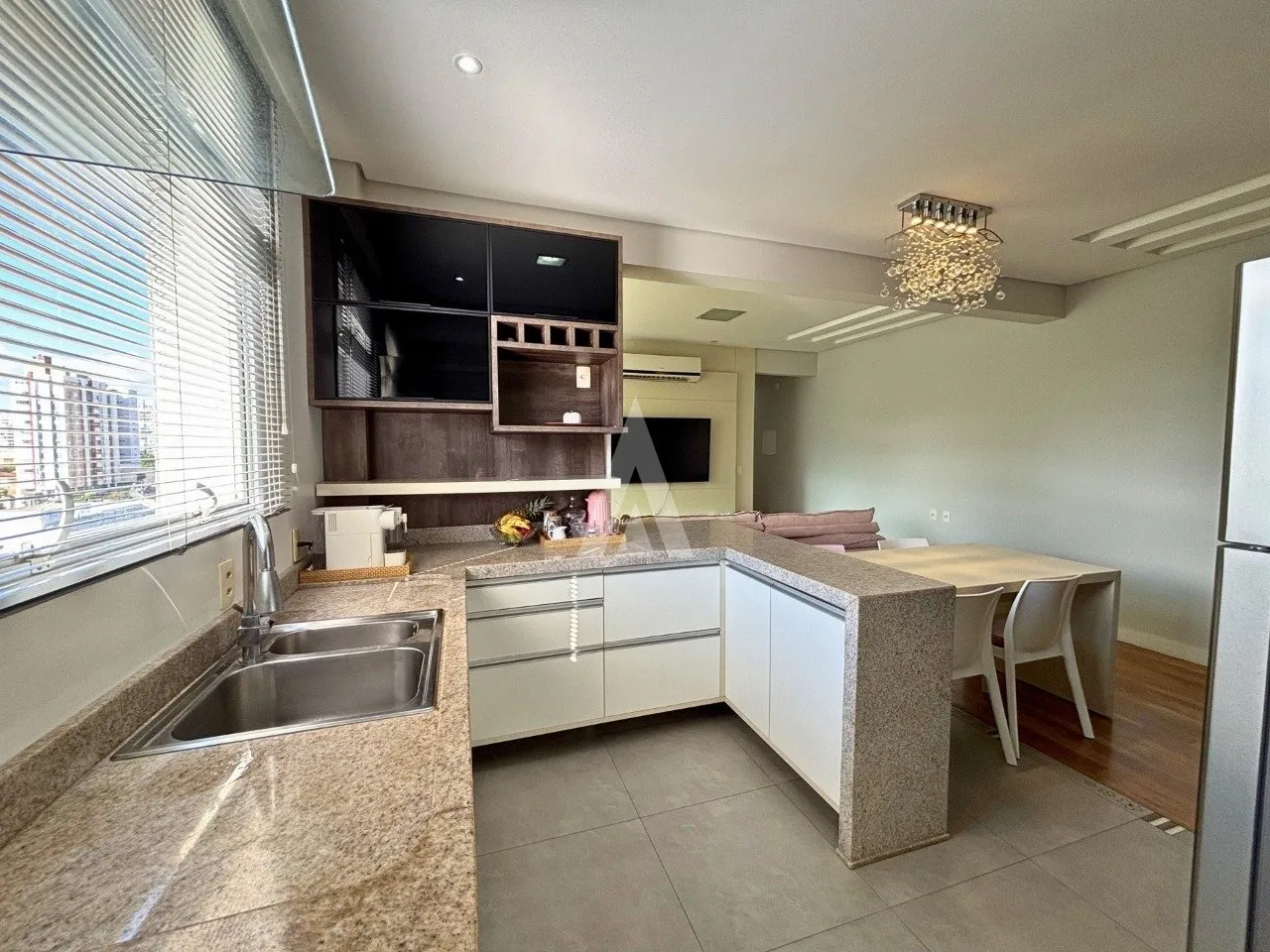 Apartamento com 1 suíte e 1 quarto à venda no bairro Anita Garibaldi em Joinville-SC por R$698.000,00. — foto 7