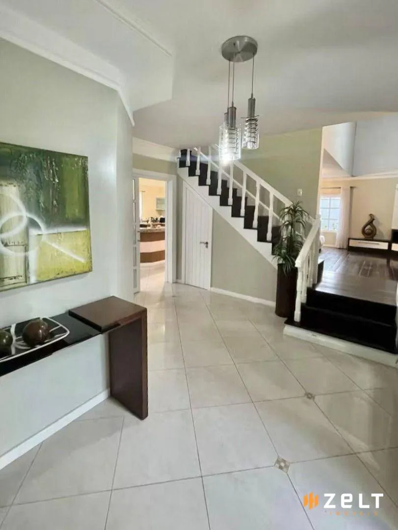 Casa com 3 dormitórios para alugar, 250 m por R$ 7.500,00/mês - Água Verde - Blumenau/SC — foto 2