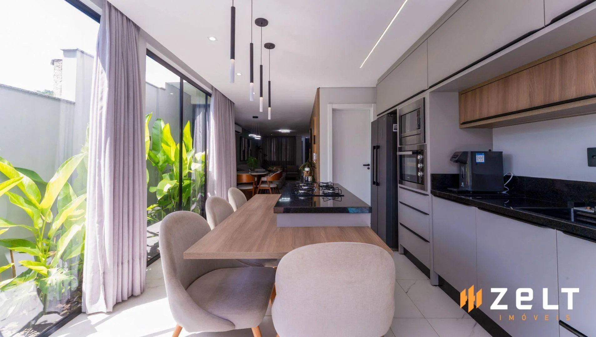 Casa à venda com 3 quartos e 3 suítes, 2 vagas, 204m² na Rua Otto Wille no Água Verde, Blumenau — foto 7