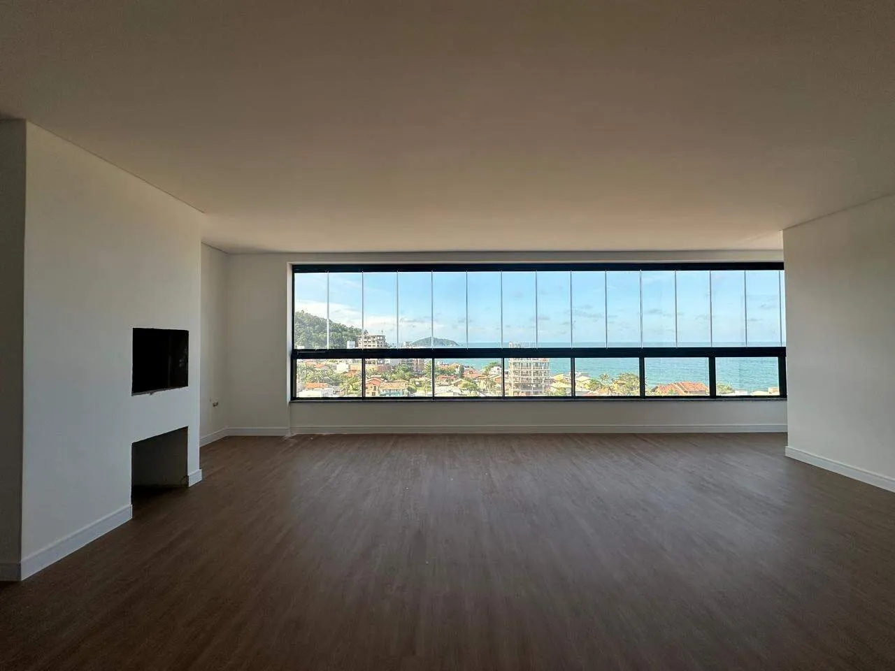 Apartamento à venda, 3 quartos, 2 vagas, Bairro Centro, Penha/SC — foto 2