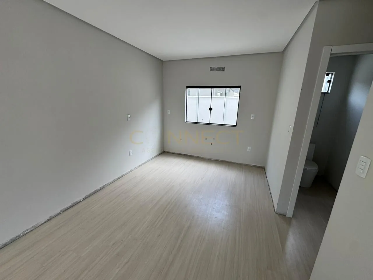 Sobrado triplex com 2 Suítes na Escola Agricola — foto 2