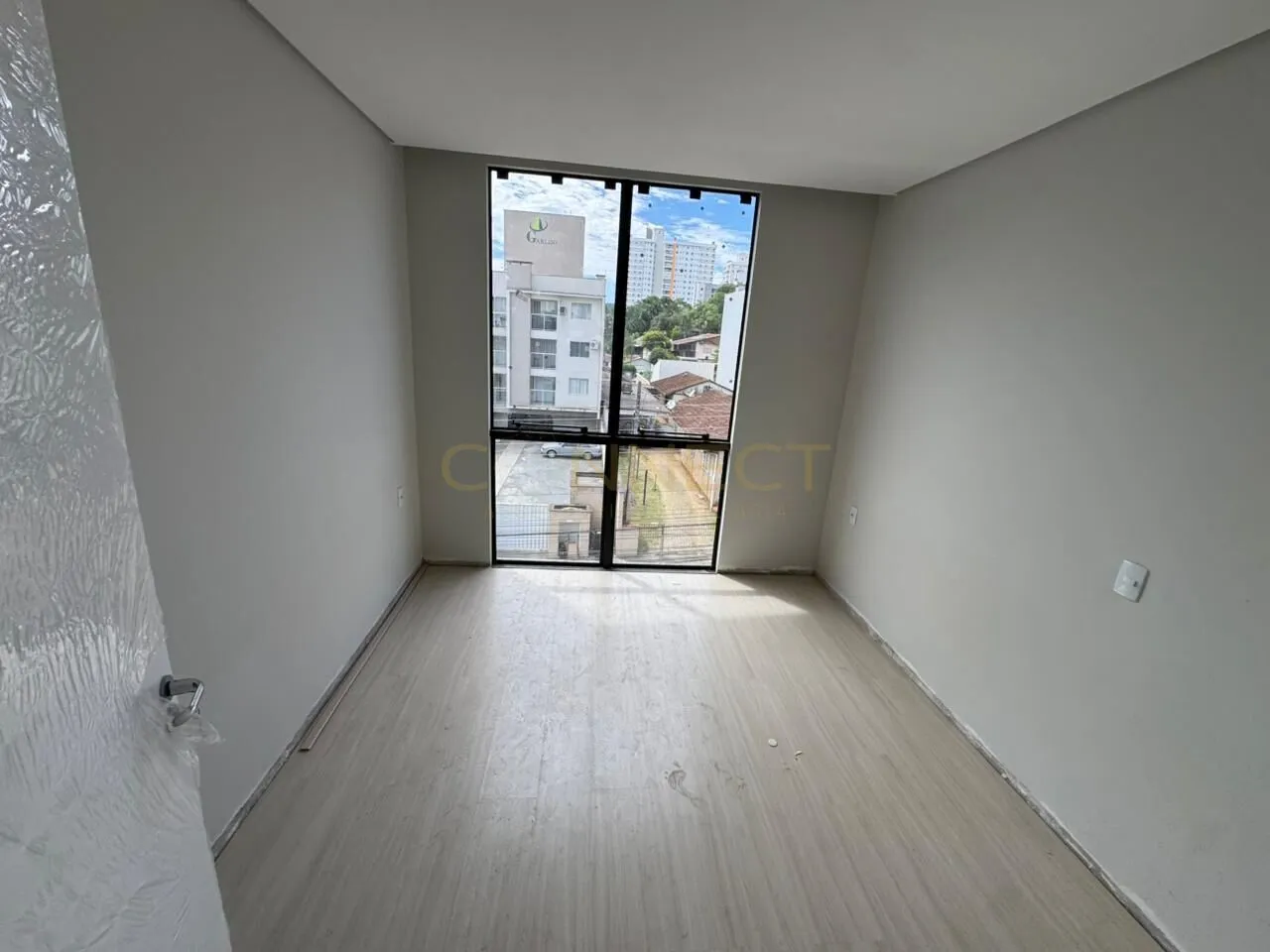 Sobrado triplex com 2 Suítes na Escola Agricola — foto 3