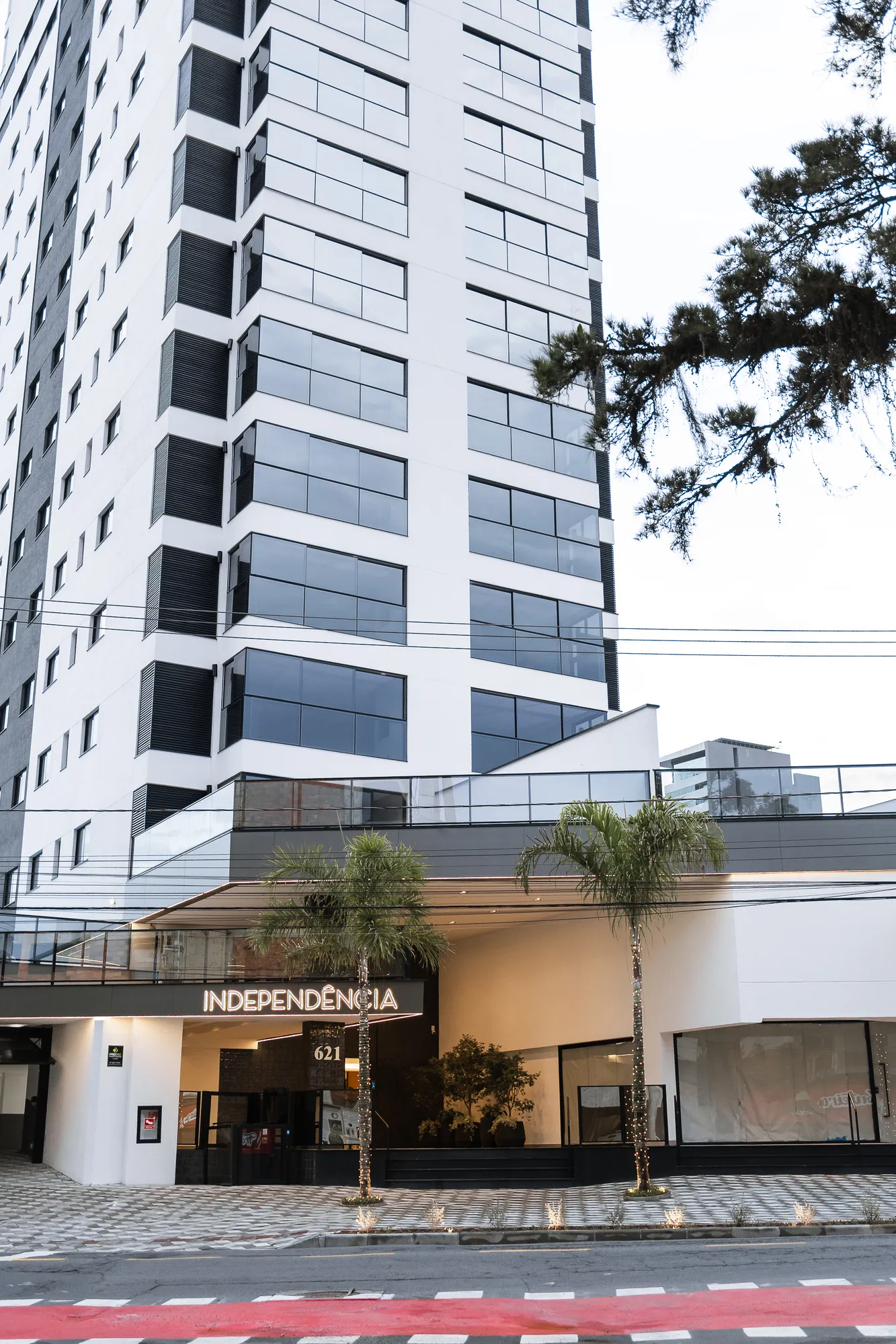 Sala Comercial Térrea 97m² — foto 2