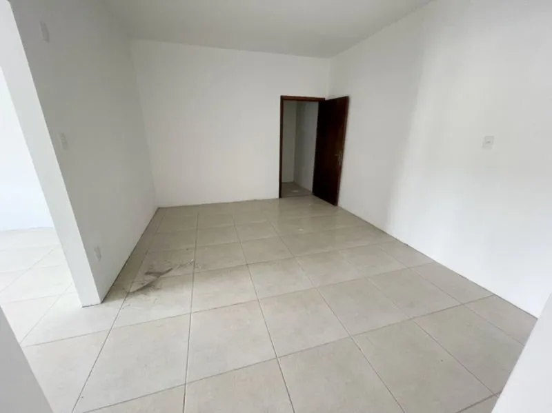 Sala comercial bem localizada em uma região nobre da região do Bairro Escola Agrícola, em Blumenau. — foto 5