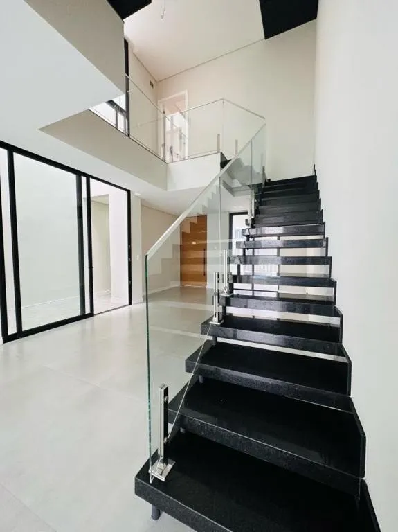 TRIPLEX no ITAJUBA com 3 quartos para VENDA, 238 m — foto 6