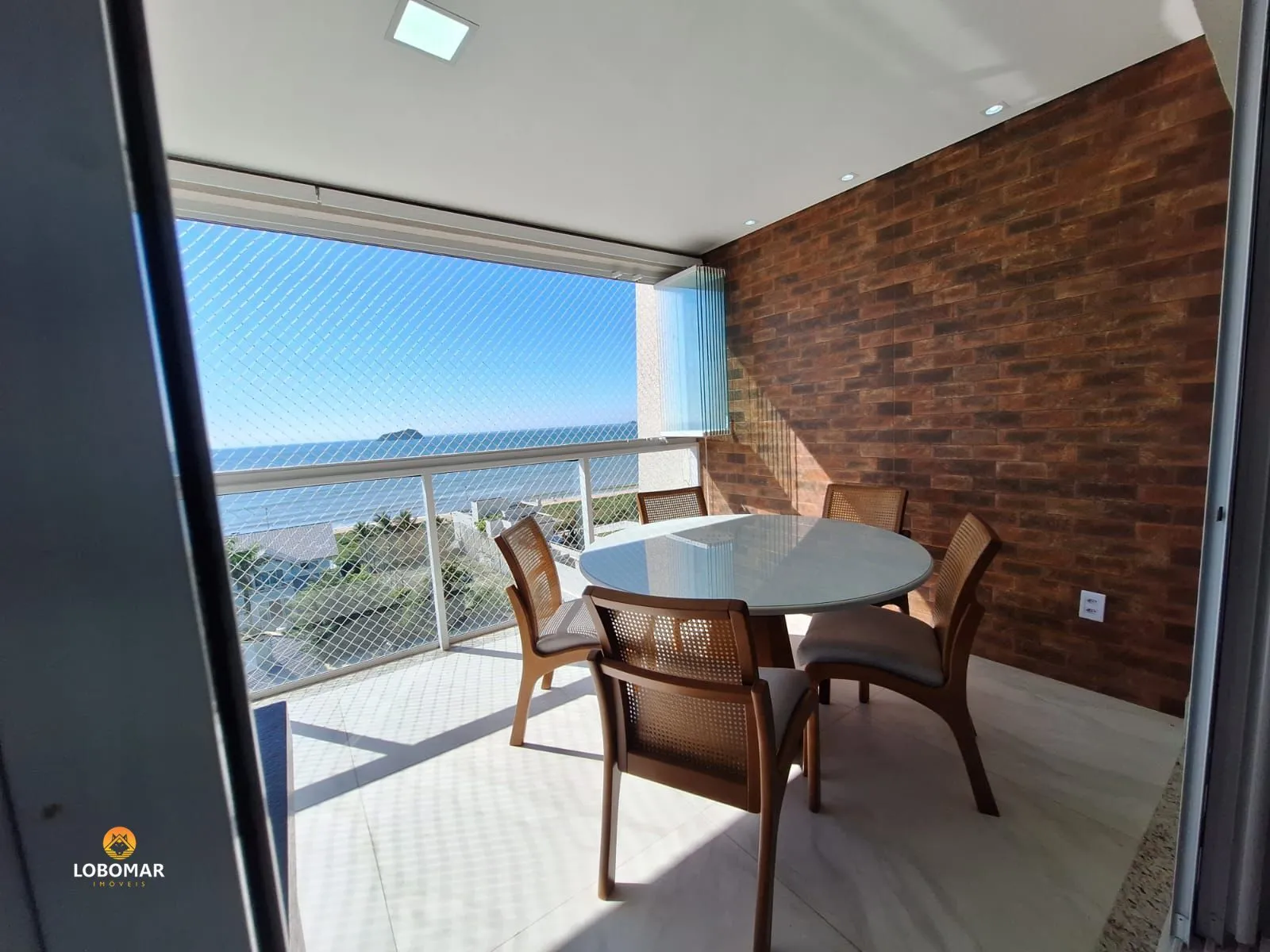 Frente mar mobiliado em Balneário Piçarras, à apenas 50m do mar! — foto 7