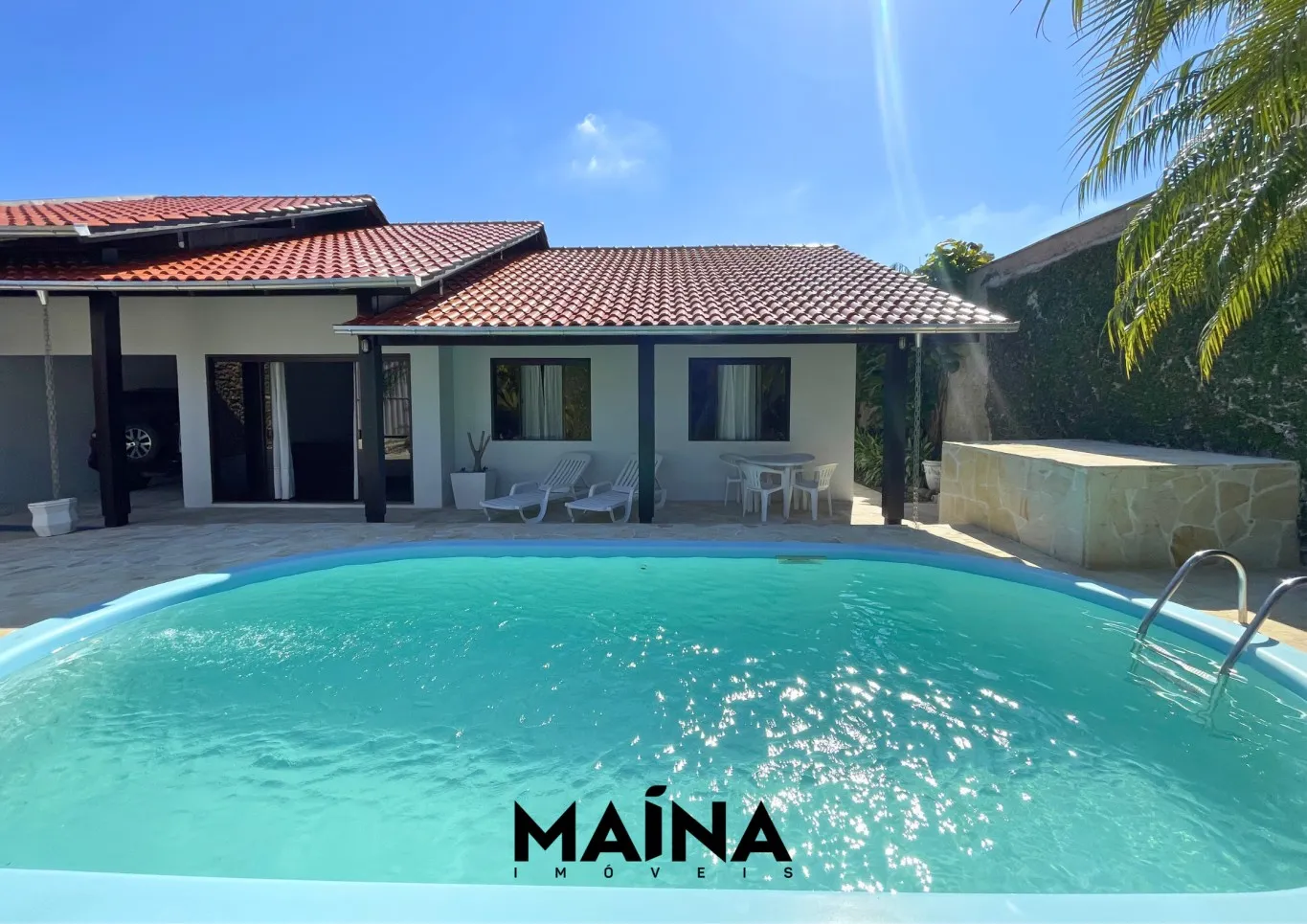 Casa 3 dormitórios com piscina na Velha - foto 1