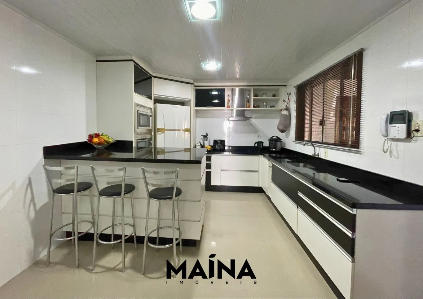 Casa 3 dormitórios com piscina na Velha — foto 3