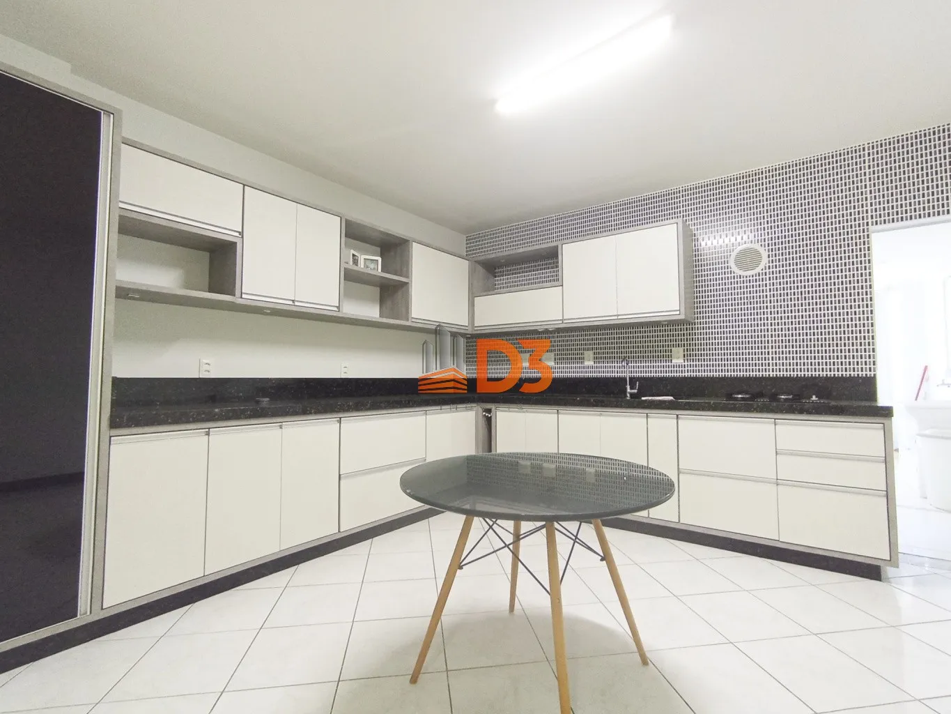 Amplo Apartamento com 3 quartos para alugar no Água Verde — foto 4
