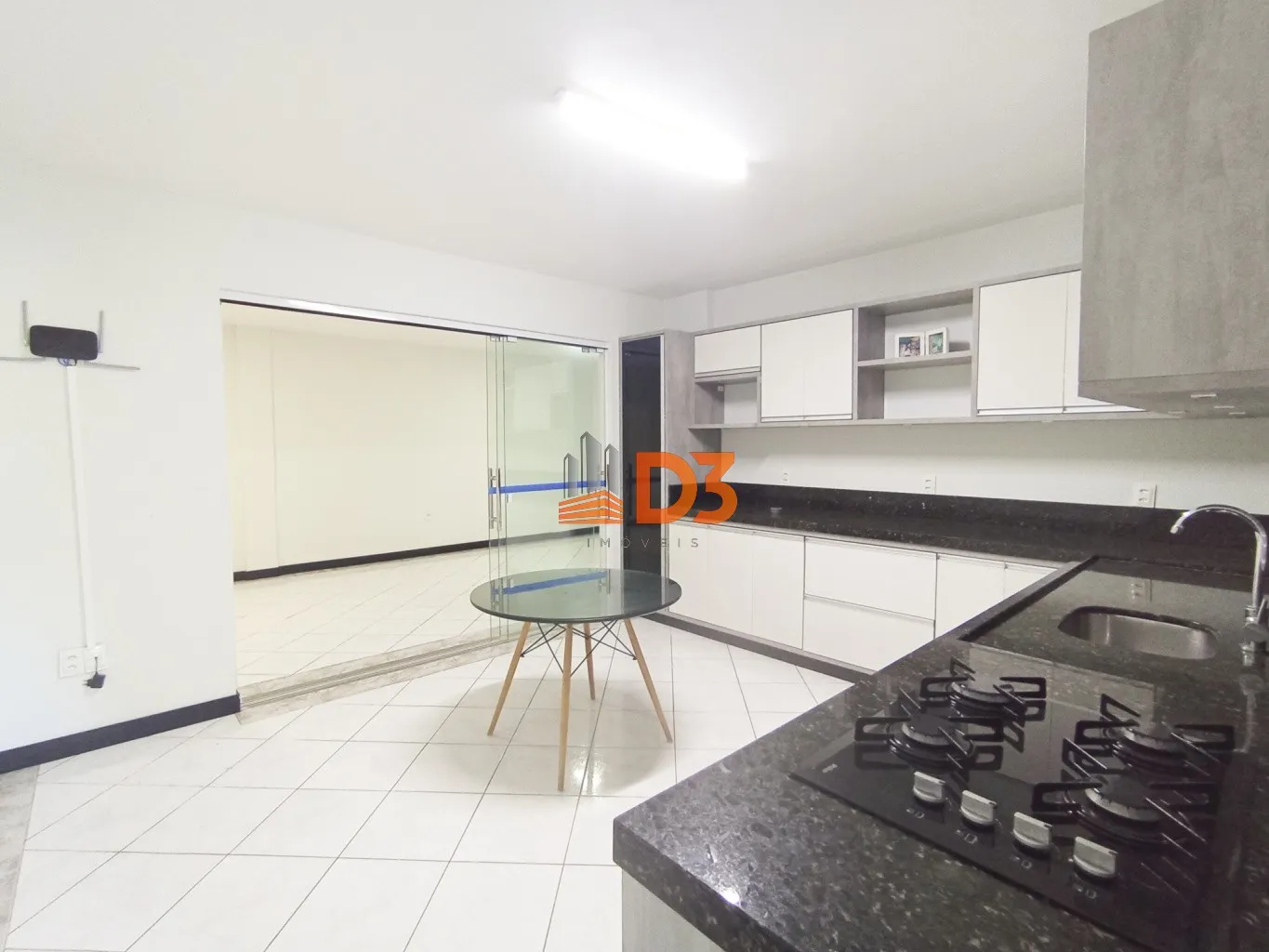 Amplo Apartamento com 3 quartos para alugar no Água Verde — foto 5