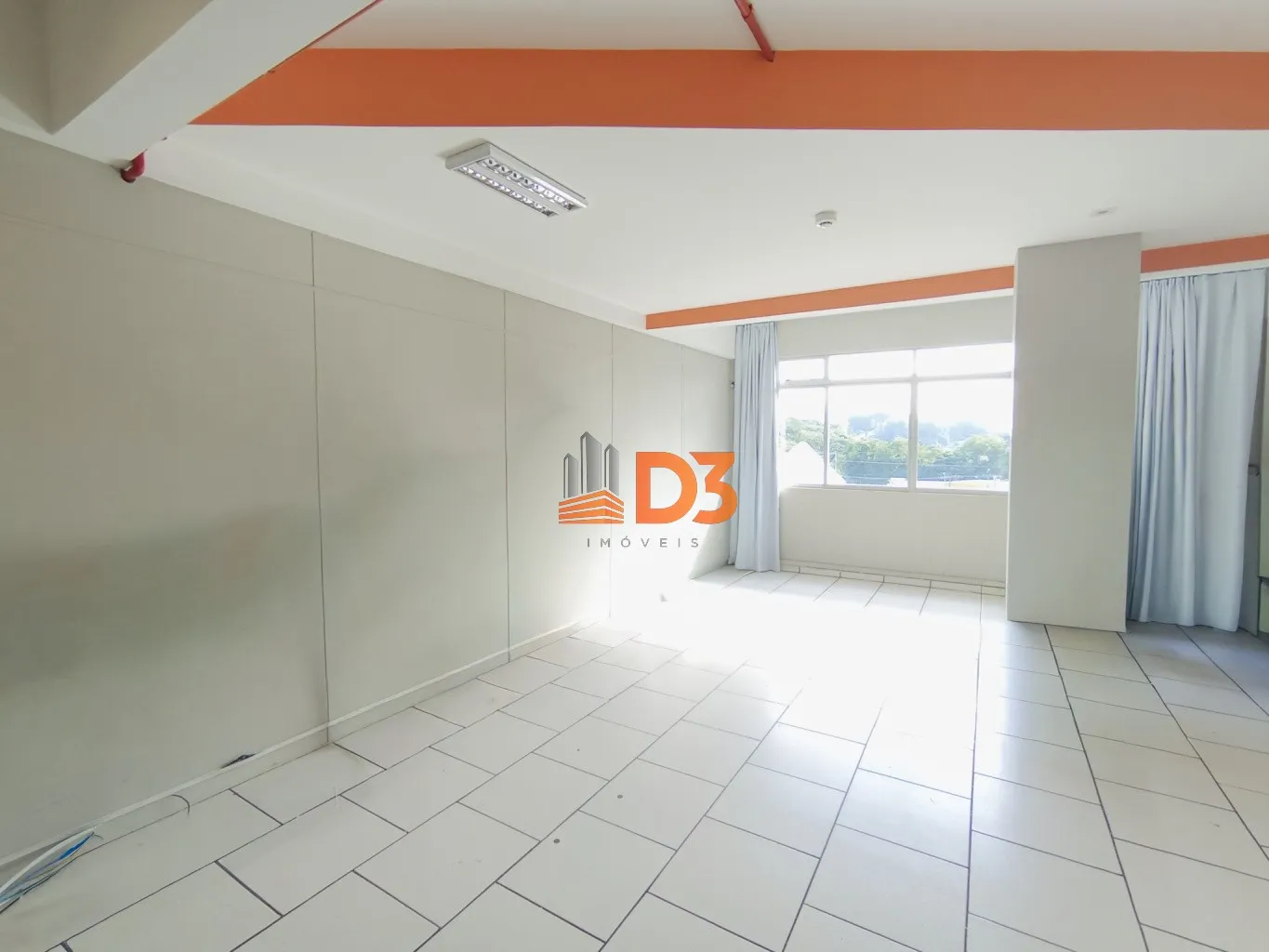 Excelente Sala comercial para locação no Água Verde — foto 4