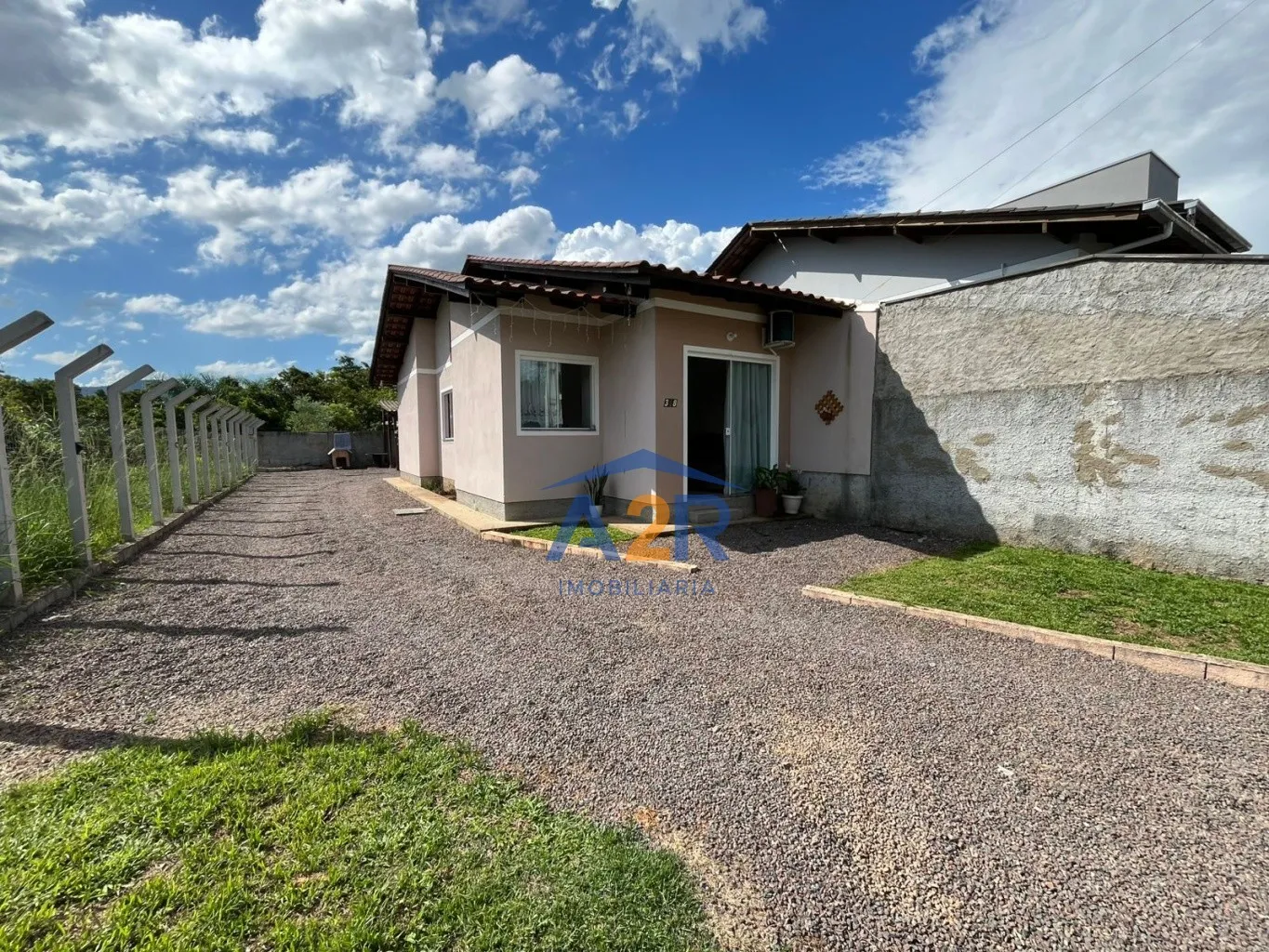CASA COM TERRENO DE 315M COM GARAGEM E COZINHA SOB MEDIDA NO LOTEAMENTO NOVA INDAIAL — foto 3