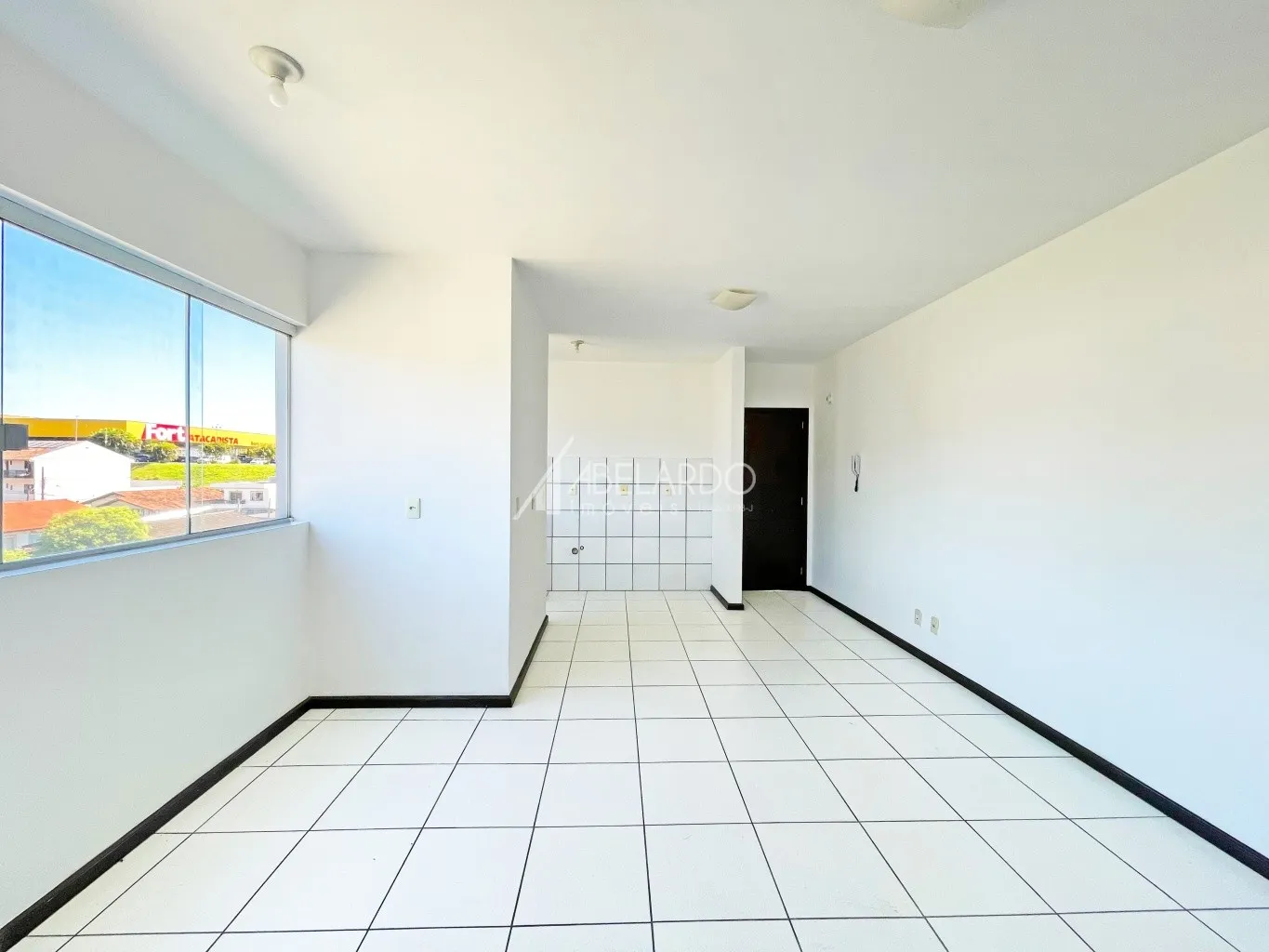 APARTAMENTO COM 2 DORMITÓRIOS, SENDO UMA SUITE - ITOUPAVA NORTE - foto 1