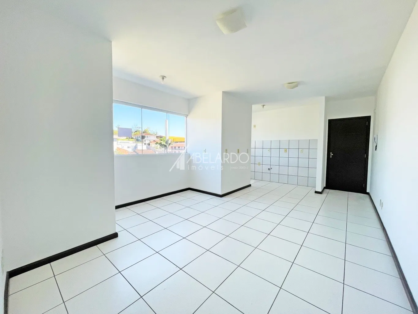 APARTAMENTO COM 2 DORMITÓRIOS, SENDO UMA SUITE - ITOUPAVA NORTE — foto 3