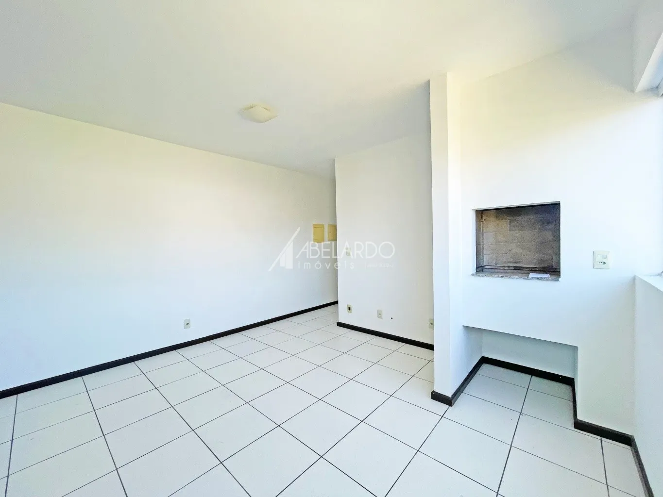 APARTAMENTO COM 2 DORMITÓRIOS, SENDO UMA SUITE - ITOUPAVA NORTE — foto 4