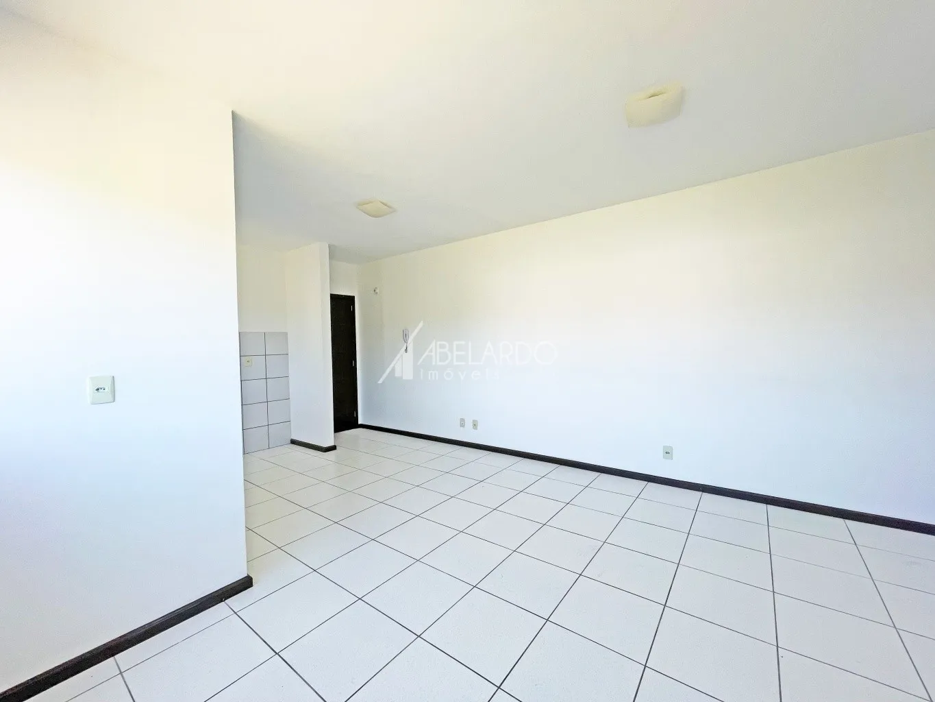 APARTAMENTO COM 2 DORMITÓRIOS, SENDO UMA SUITE - ITOUPAVA NORTE — foto 6