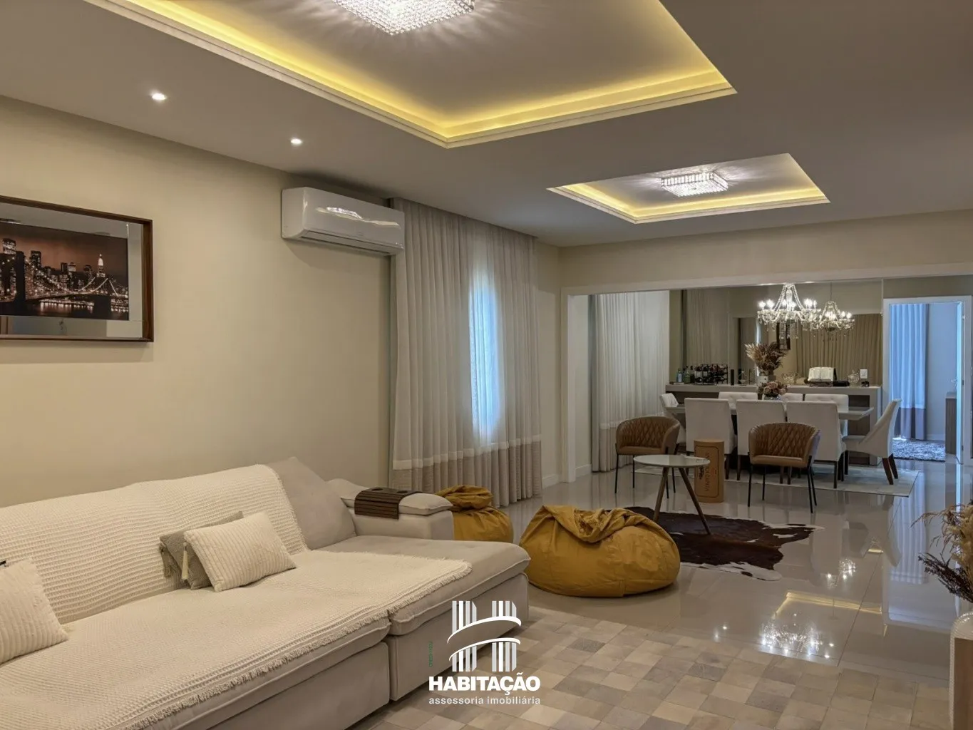 Casa mobiliada com piscina e espaço comercial — foto 3