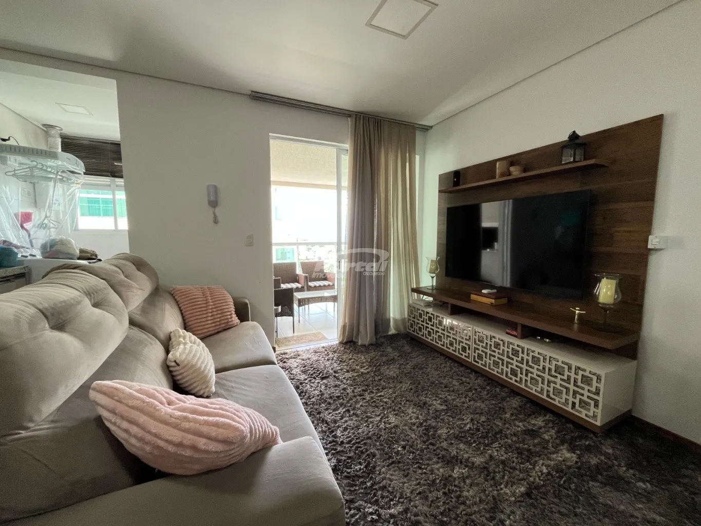 Apartamento com 3 dormitórios, sendo 1 suíte e 01 vagas de garagem a 50 metros do mar no bairro Itacolomi em Balneário Piçarras/SC — foto 6