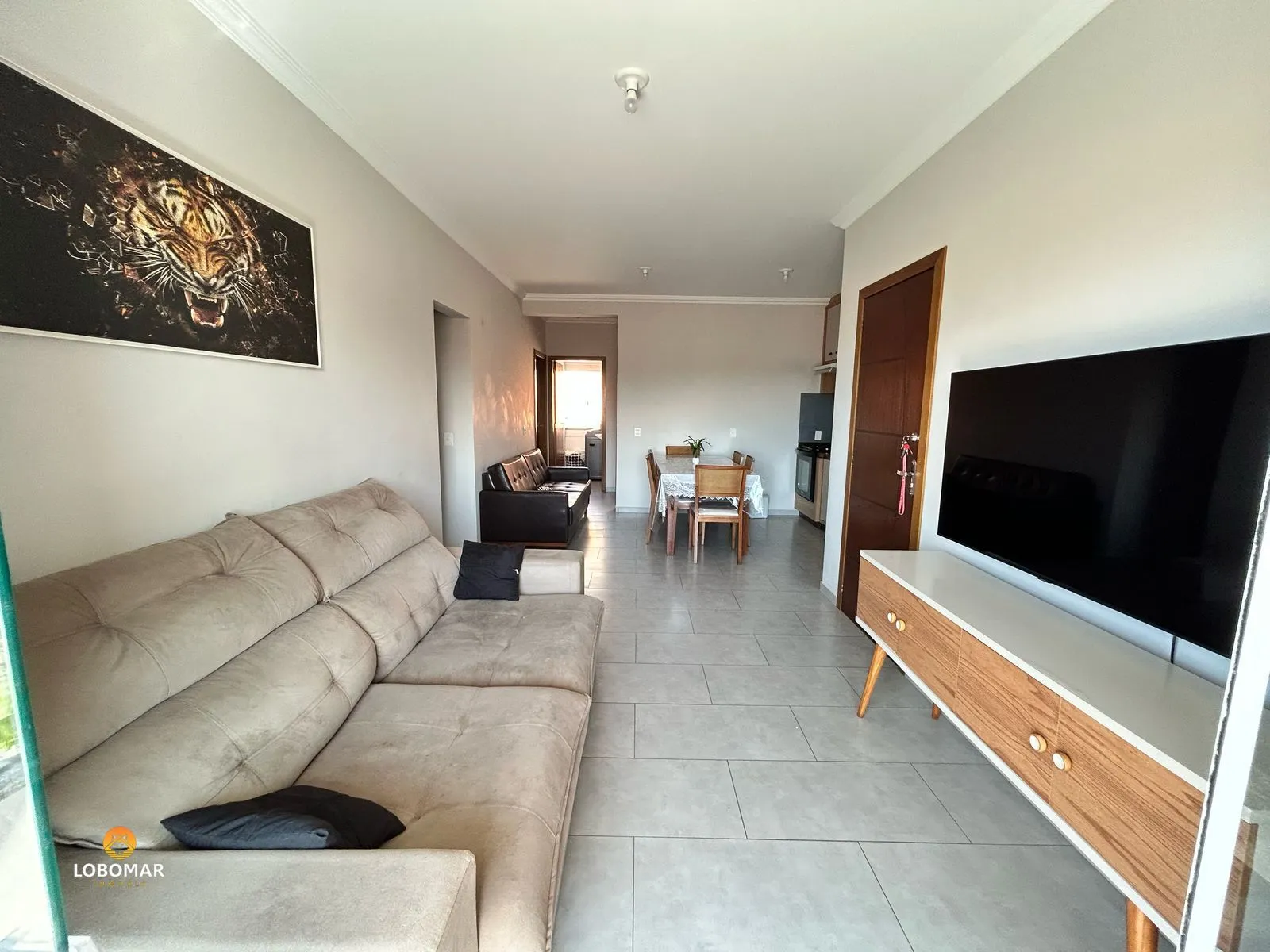 Apto de R$640.000,00 por apenas R$599.00,00, todo mobiliado, 250 metros do mar, - foto 1