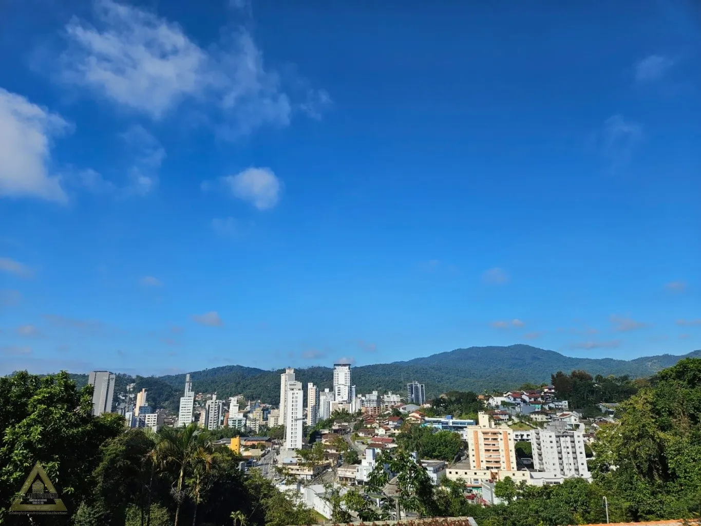 Uma casa rara. No lugar certo. Na hora certa. - foto 1