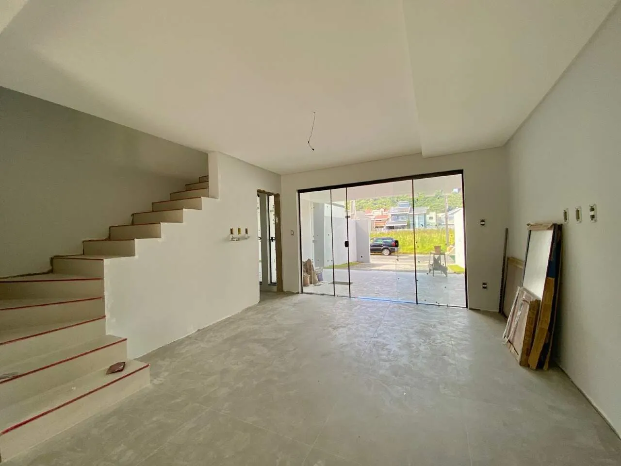 Sobrado com 3 Dormitórios na Velha Central , Conforto e Excelente Padrão de Acabamento — foto 5