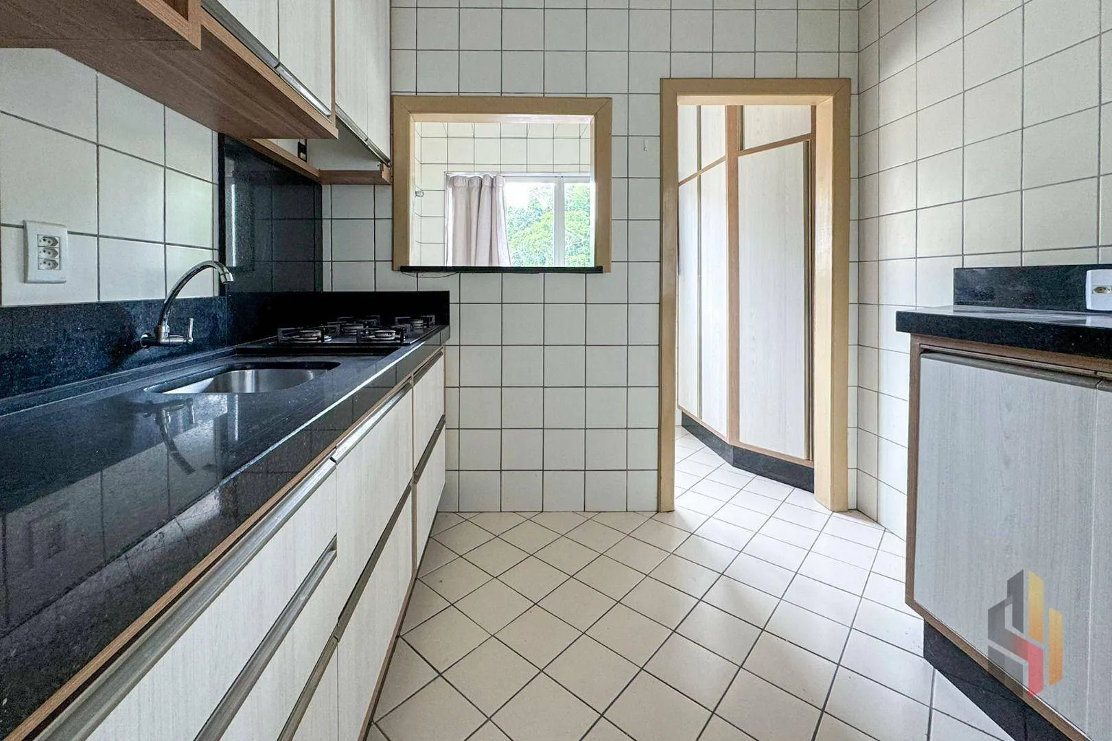 Apartamento à venda com 3 quartos, 1 vaga, 86m² na região do bairro Velha, próximo à Rua Divinópolis, Blumenau — foto 2