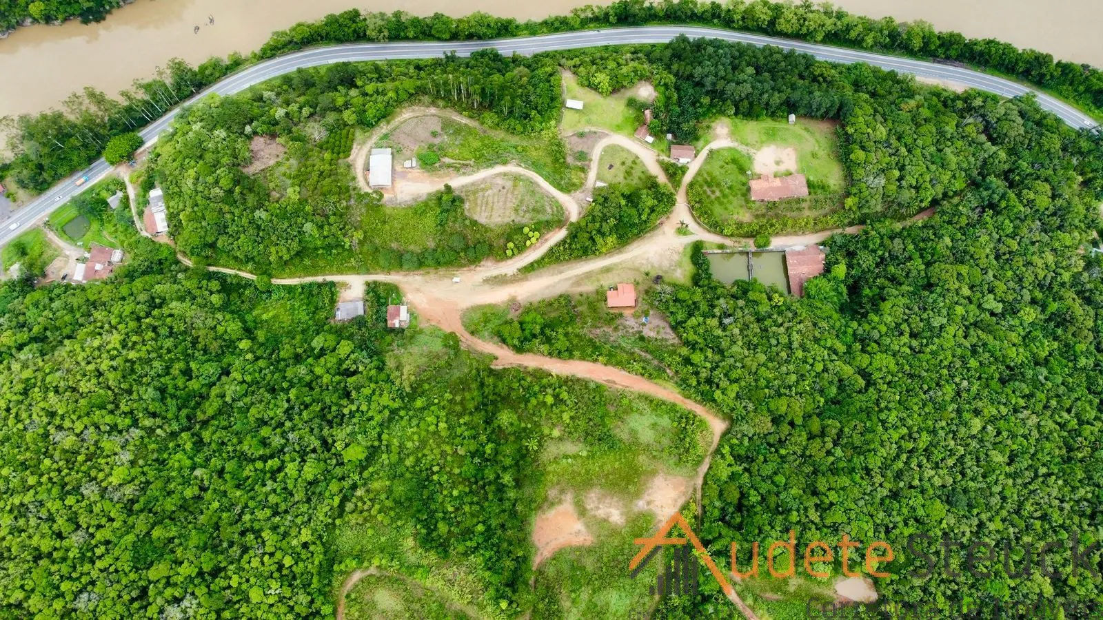 Venda de Propriedade Rural - foto 1