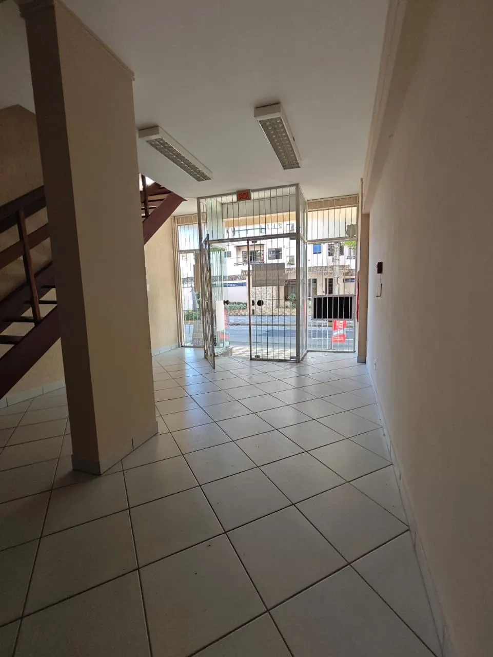 Excelente loja comercial térrea para aluguel ou venda em Blumenau! — foto 7