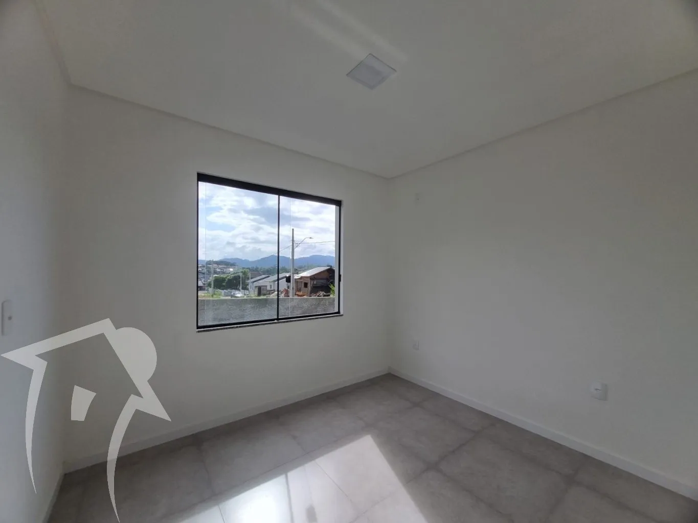 Conforto e Boa Localização em Uma Casa Encantadora — foto 7